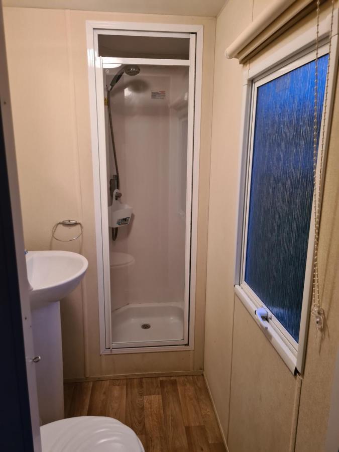 Cosy, Family Caravan Near The Beach Clacton-on-Sea Zewnętrze zdjęcie
